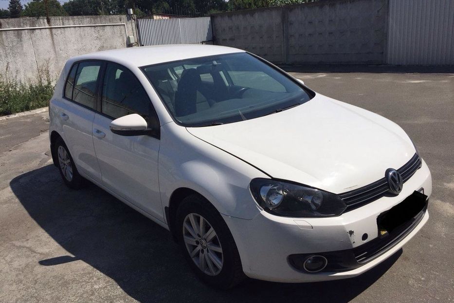 Продам Volkswagen Golf  VI 2012 года в Киеве