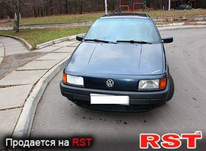 Продам Volkswagen Passat B3 1990 года в Киеве