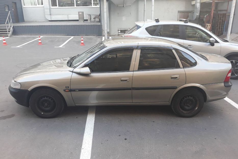 Продам Opel Vectra B 1996 года в Харькове