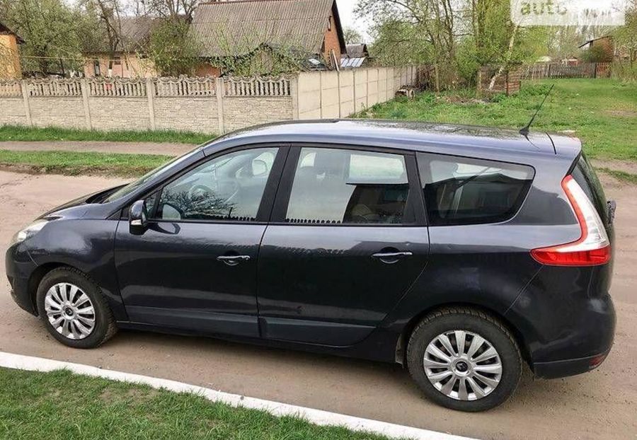 Продам Renault Grand Scenic 2011 года в г. Червоноград, Львовская область