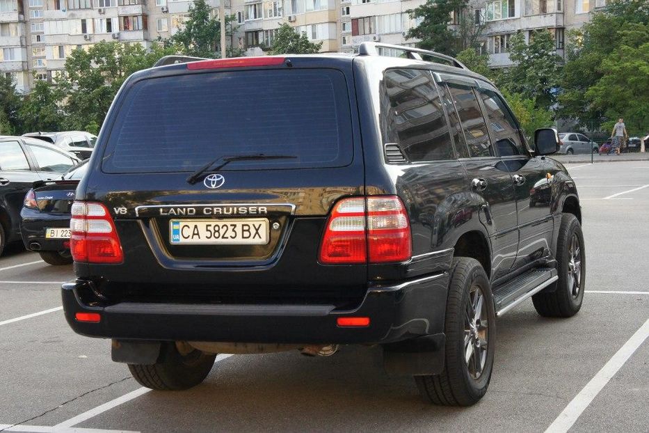 Продам Toyota Land Cruiser 100 2004 года в Киеве