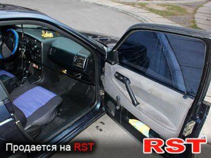 Продам Volkswagen Passat B3 1990 года в Киеве