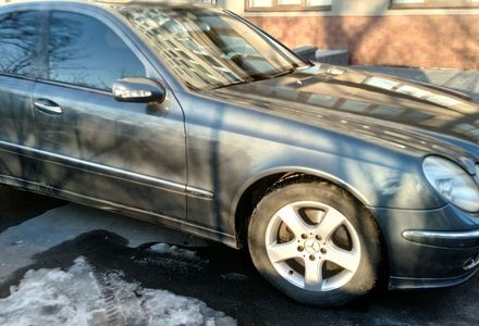 Продам Mercedes-Benz E-Class полноприводная  2005 года в Киеве