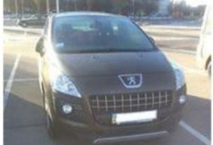 Продам Peugeot 3008 2012 года в Харькове