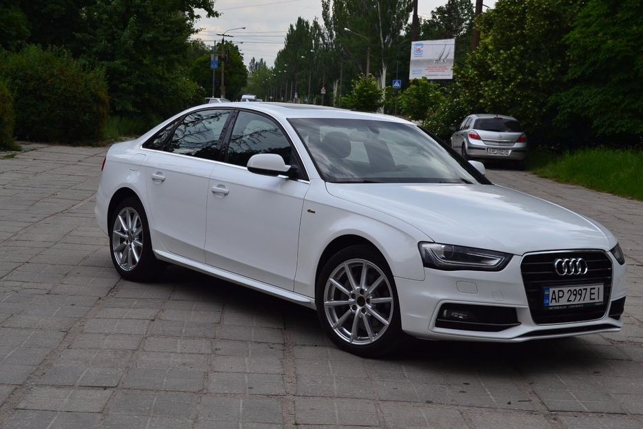 Продам Audi A4 S-Line Premium 2015 года в Запорожье