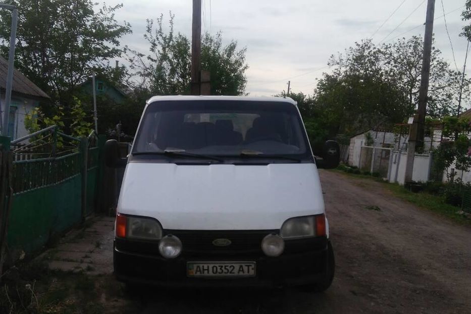 Продам Ford Transit Van Грузопассажирский 5+1 1995 года в г. Мариуполь, Донецкая область