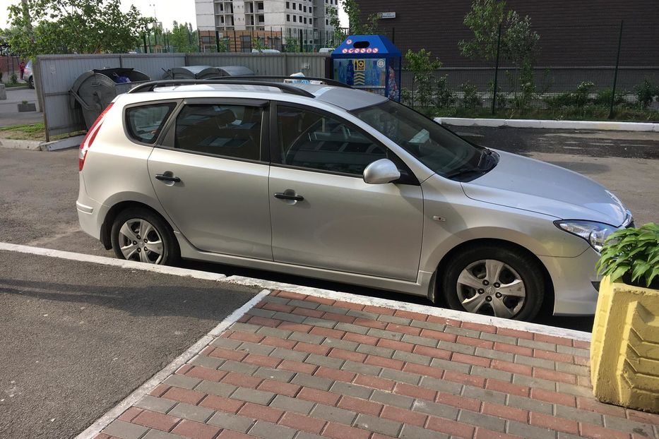 Продам Hyundai i30  2012 года в Киеве