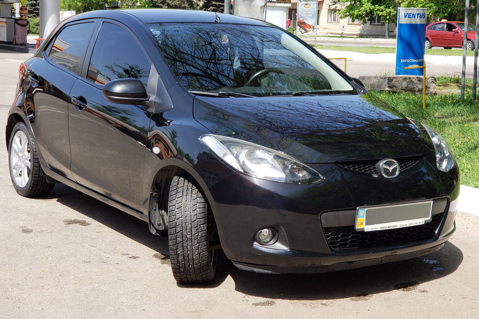 Продам Mazda 2 1.5 MZR 2009 года в Харькове