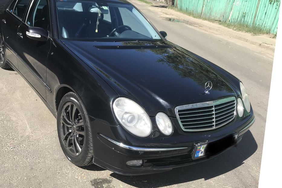 Продам Mercedes-Benz E-Class 2002 года в Киеве
