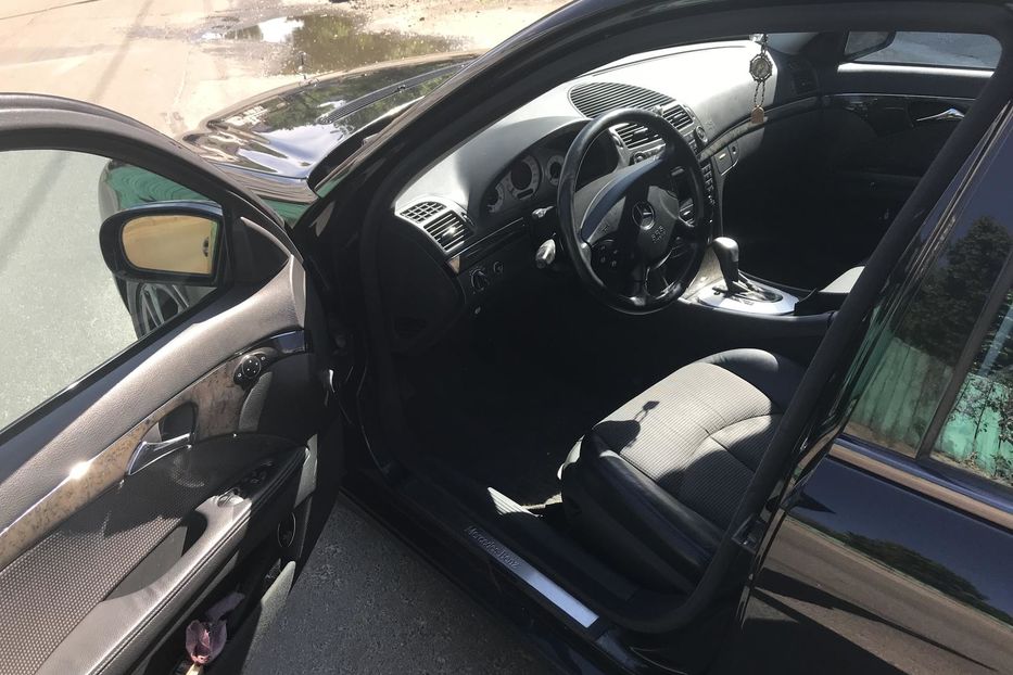 Продам Mercedes-Benz E-Class 2002 года в Киеве