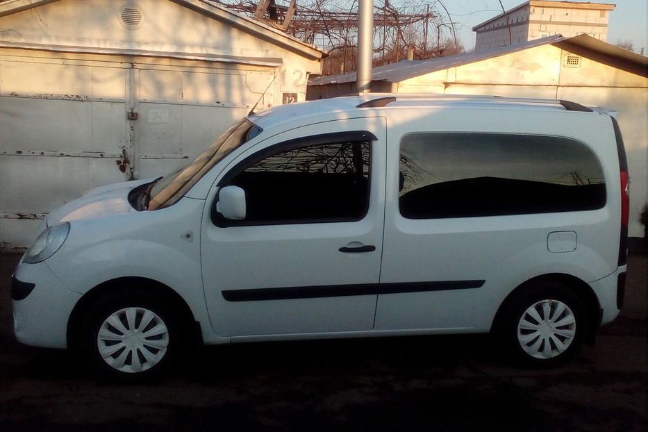 Продам Renault Kangoo пасс. 2009 года в Одессе