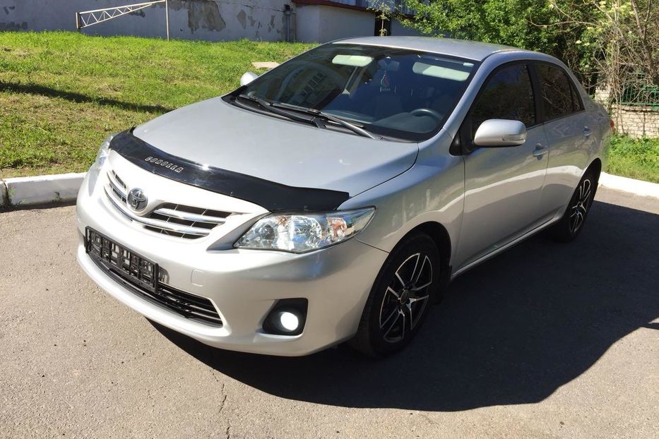 Продам Toyota Corolla 2013 года в Харькове