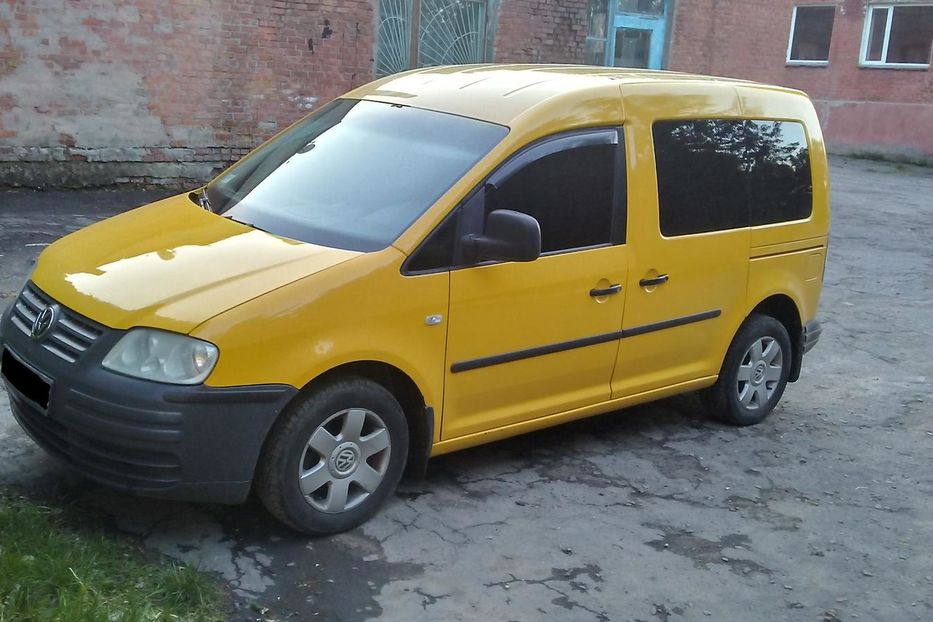 Продам Volkswagen Caddy пасс. 2005 года в г. Умань, Черкасская область