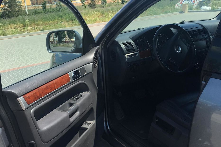 Продам Volkswagen Touareg 2003 года в Киеве