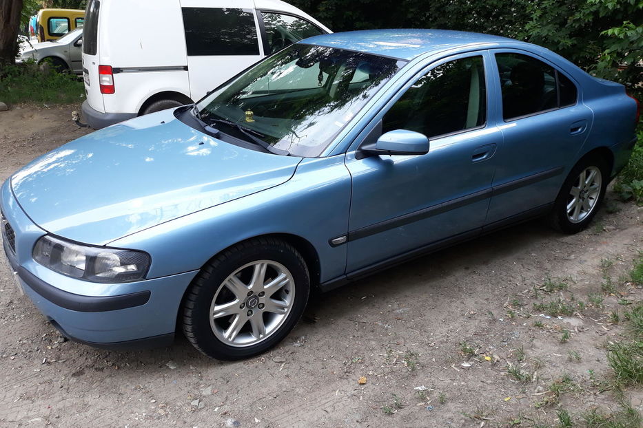 Продам Volvo S60 2004 года в Черновцах