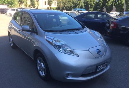 Продам Nissan Leaf 2011 года в Киеве