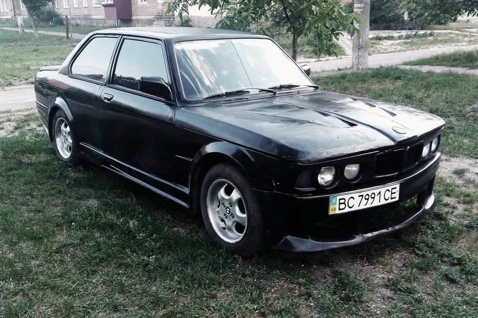 Продам BMW 318 1978 года в г. Червоноград, Львовская область