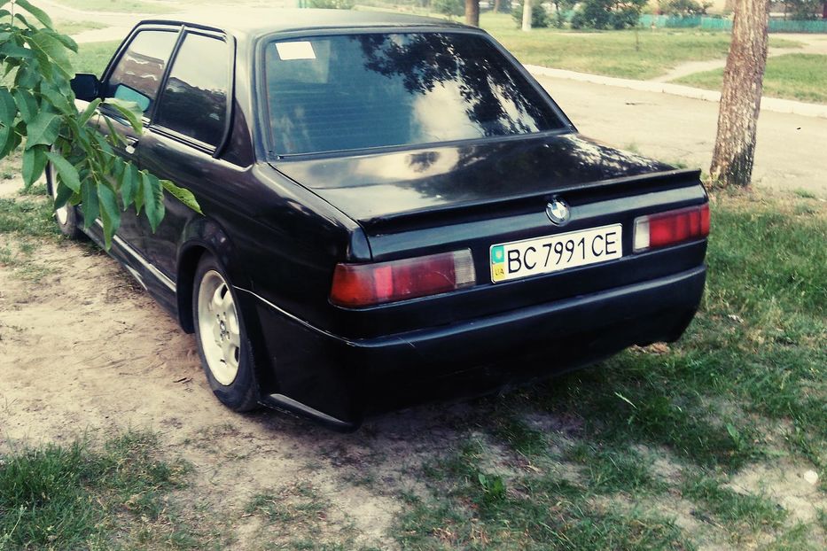 Продам BMW 318 1978 года в г. Червоноград, Львовская область