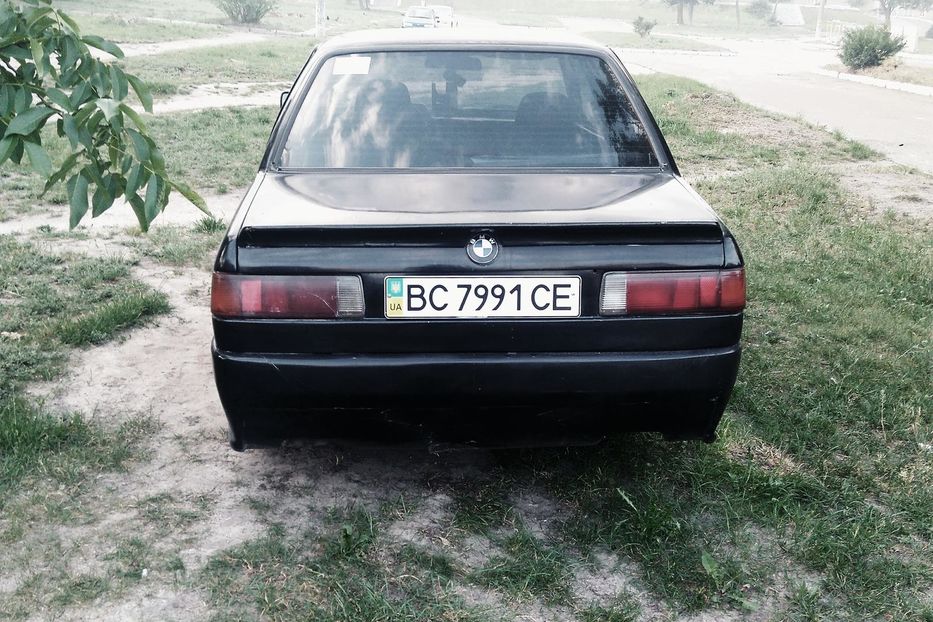 Продам BMW 318 1978 года в г. Червоноград, Львовская область