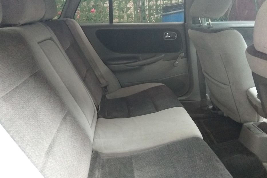 Продам Mazda 626 2001 года в Одессе