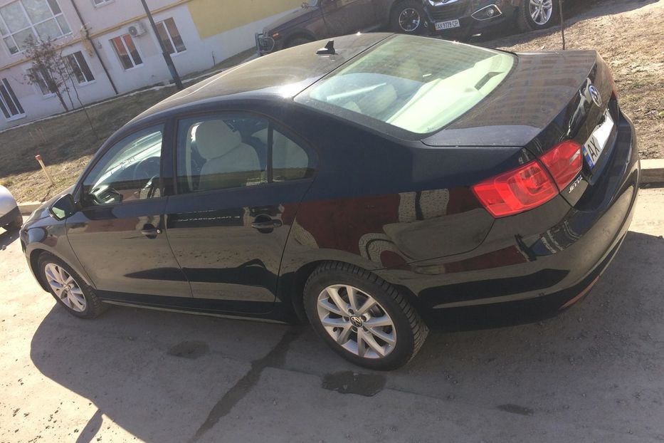 Продам Volkswagen Jetta SE 2012 года в Харькове