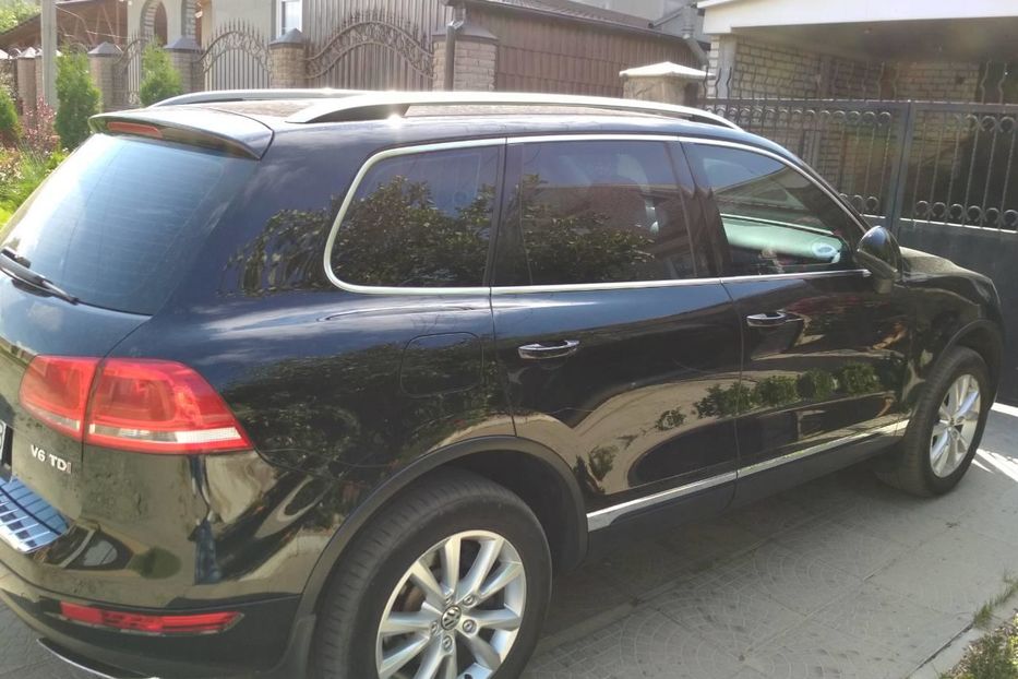 Продам Volkswagen Touareg 2012 года в г. Изюм, Харьковская область