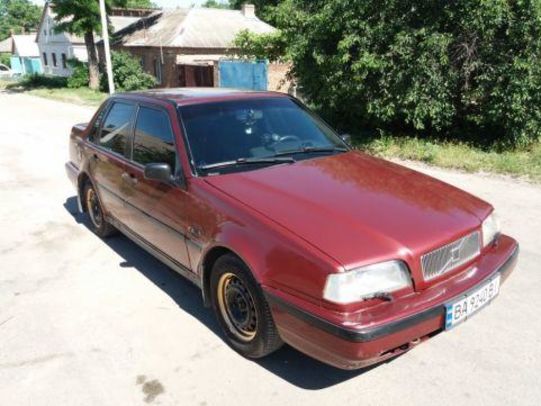 Продам Volvo 460 1994 года в Кропивницком