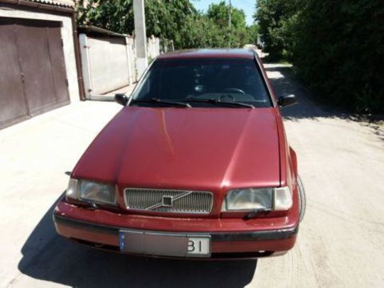 Продам Volvo 460 1994 года в Кропивницком