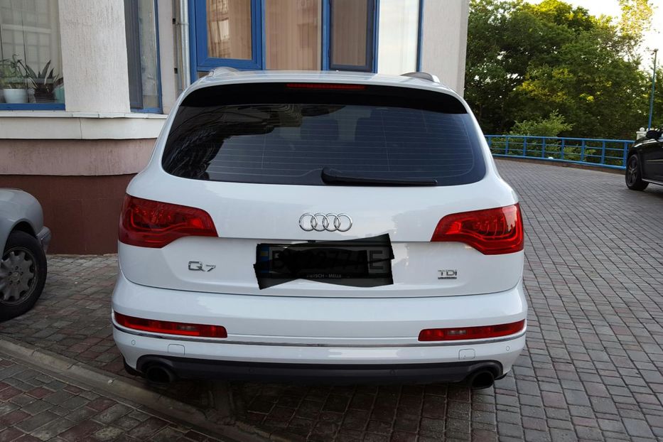 Продам Audi Q7 2013 года в Одессе