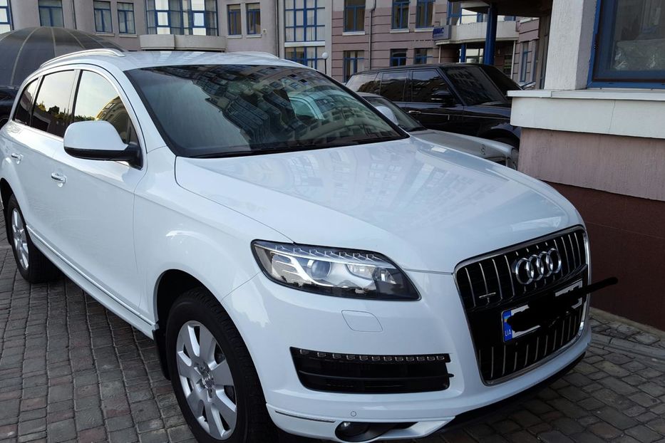 Продам Audi Q7 2013 года в Одессе