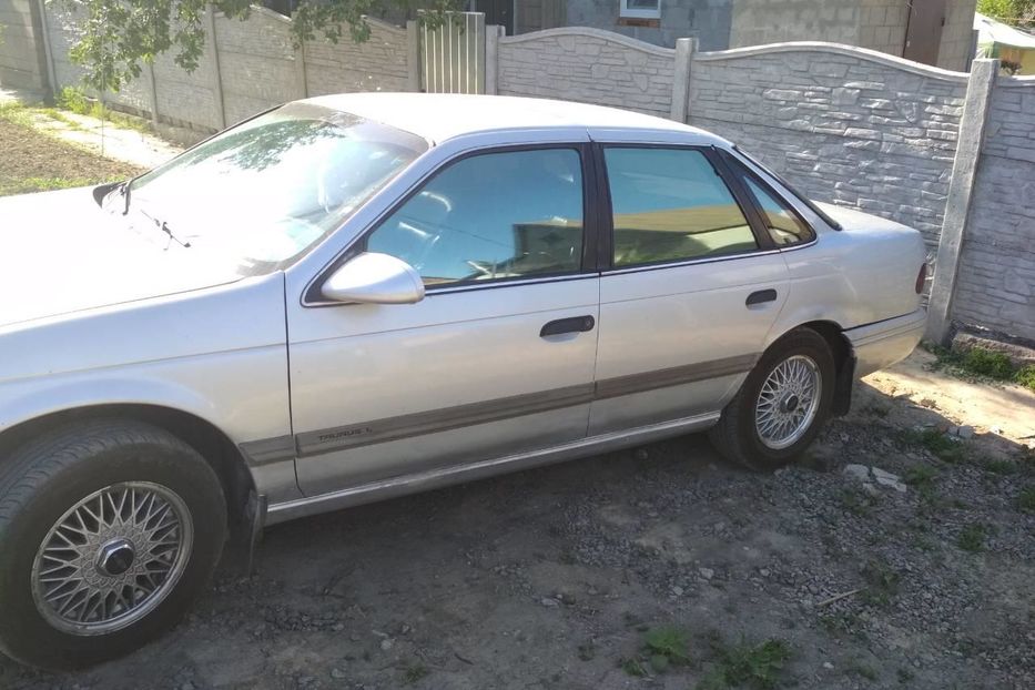 Продам Ford Taurus 1992 года в г. Каменское, Днепропетровская область