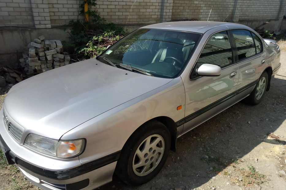 Продам Nissan Maxima 1997 года в Днепре