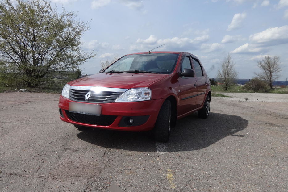 Продам Renault Logan 2010 года в Донецке