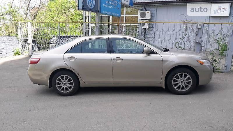 Продам Toyota Camry 2007 года в Днепре