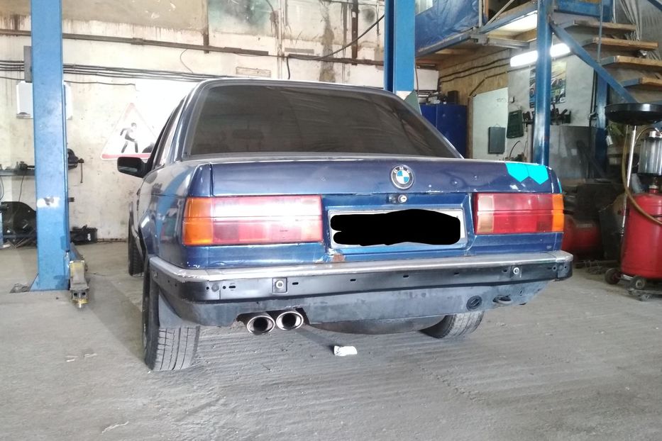 Продам BMW 318 1985 года в Одессе