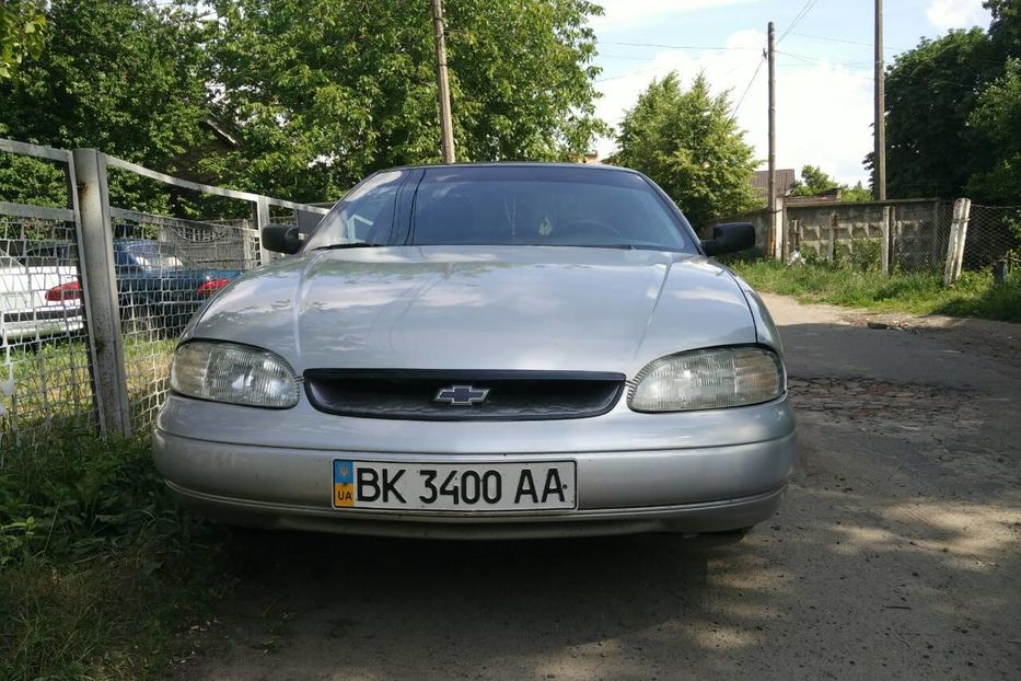 Продам Chevrolet Monte Carlo 1995 года в Ровно