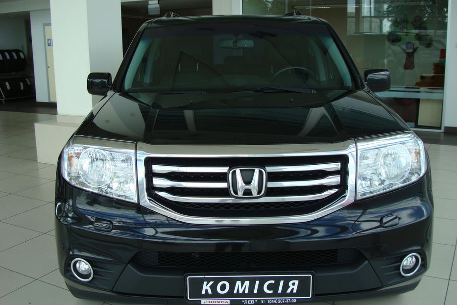 Продам Honda Pilot Executive+NAVI 2012 года в Киеве