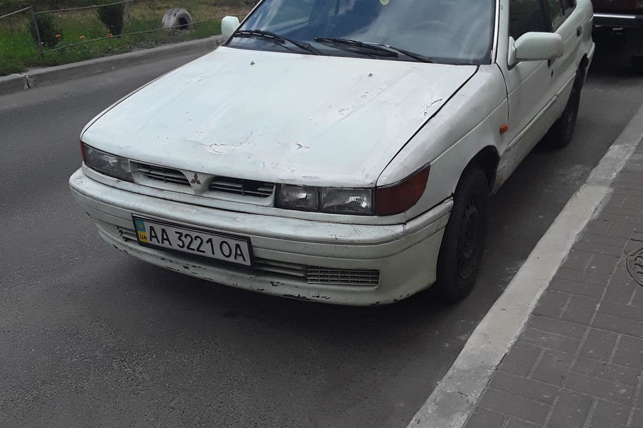 Продам Mitsubishi Lancer GLXi 1992 года в Киеве