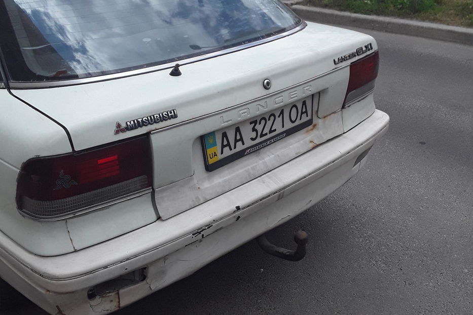 Продам Mitsubishi Lancer GLXi 1992 года в Киеве