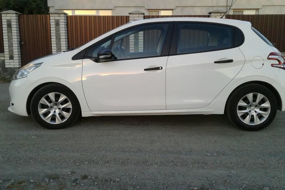 Продам Peugeot 208 2013 года в г. Белая Церковь, Киевская область