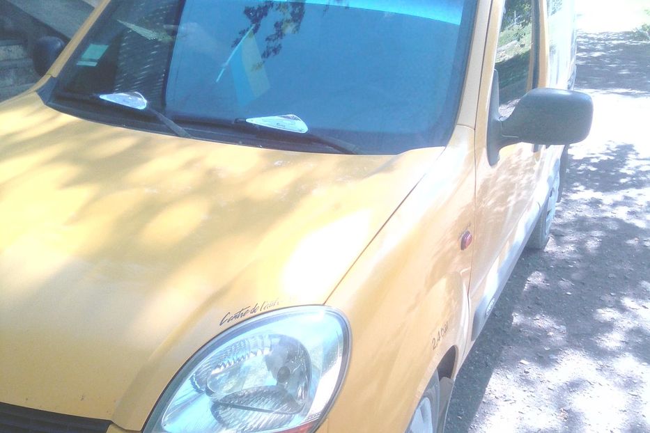 Продам Renault Kangoo пасс. 2004 года в Виннице