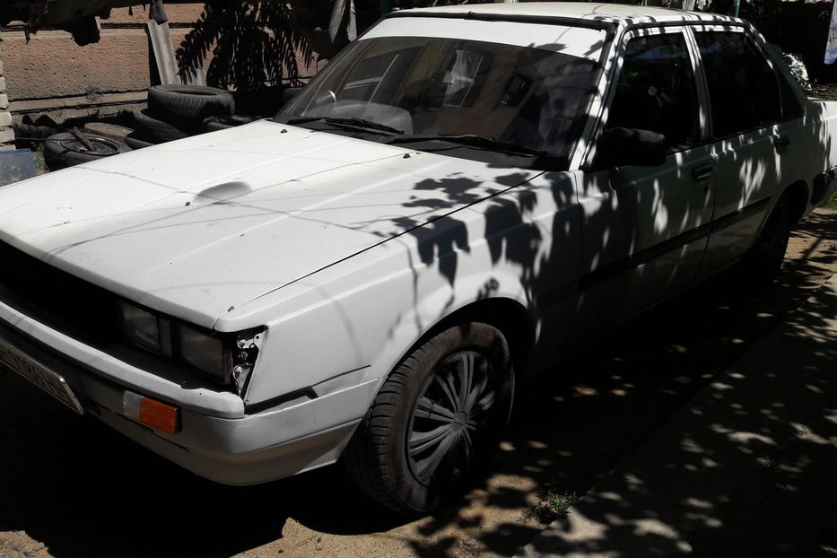 Продам Toyota Carina Аа60 1984 года в Одессе