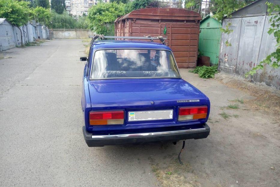 Продам ВАЗ 2107 2002 года в Одессе