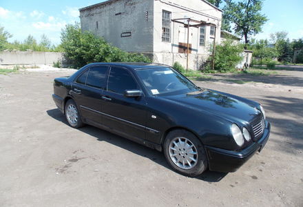 Продам Mercedes-Benz E-Class w210 1996 года в г. Покровск, Донецкая область