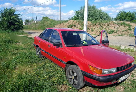 Продам Mitsubishi Lancer 1989 года в Харькове