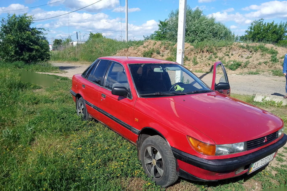 Продам Mitsubishi Lancer 1989 года в Харькове