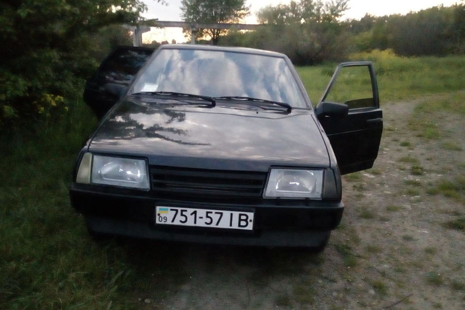 Продам ВАЗ 2109 Самбуфер . 1990 года в г. Коломыя, Ивано-Франковская область