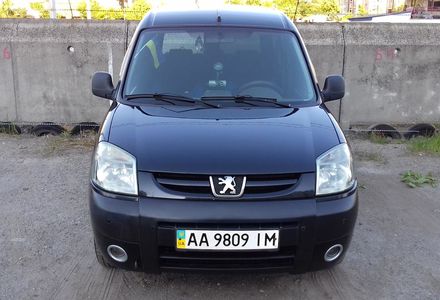 Продам Peugeot Partner пасс. 2006 года в Киеве