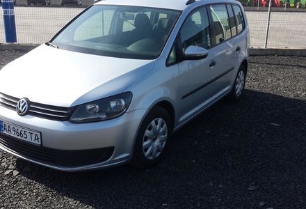 Продам Volkswagen Touran 2011 года в Луцке