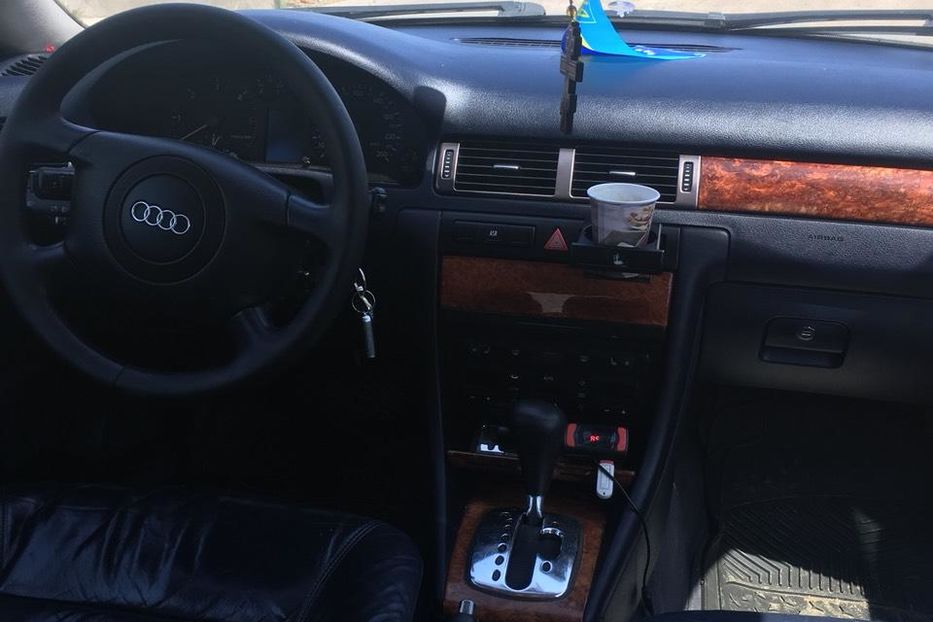 Продам Audi A6 Avant 1998 года в Одессе
